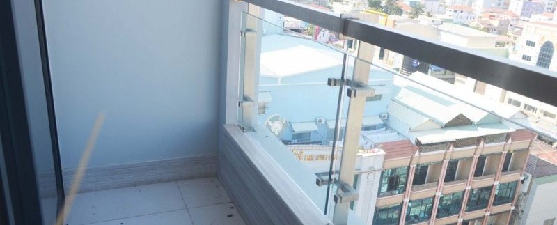 swimming pool service apartment for rent in Daun Penh (5)