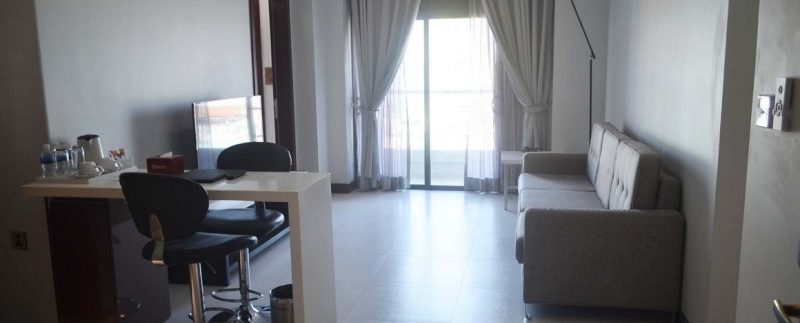 swimming pool service apartment for rent in Daun Penh (7)