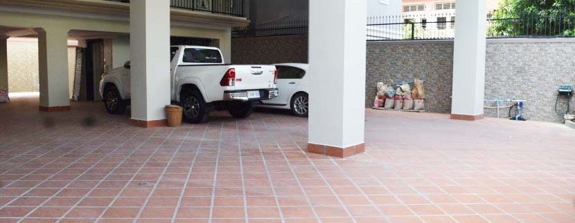 1-bedroom-Apartment-for-rent-in-BKK2-5-830x460