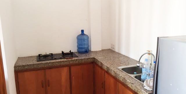 2 bedrooms apartment on corner near riverside (2)