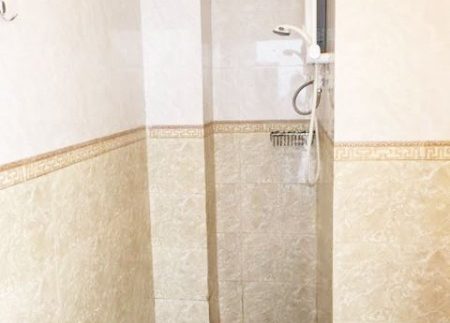 2 bedrooms apartment on corner near riverside (6)