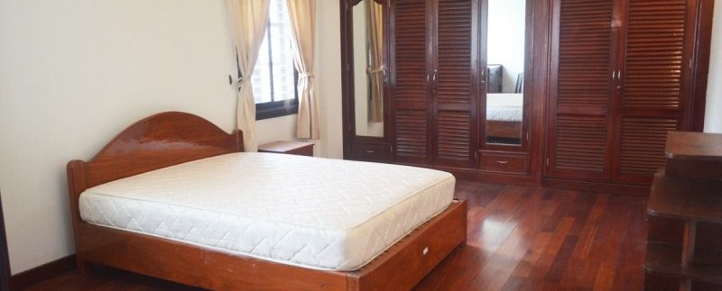 Beautiful apartment for rent in Tonle Bassac (4)