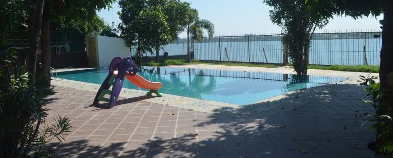 Beautiful villa with pool for sale in Chrouy changvar (2)