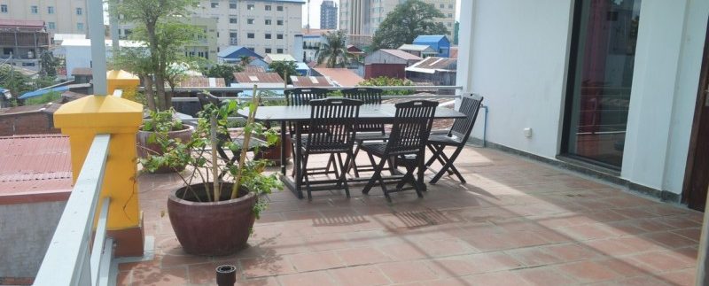 Beautiful villa with pool in Daun Penh for sale (7)