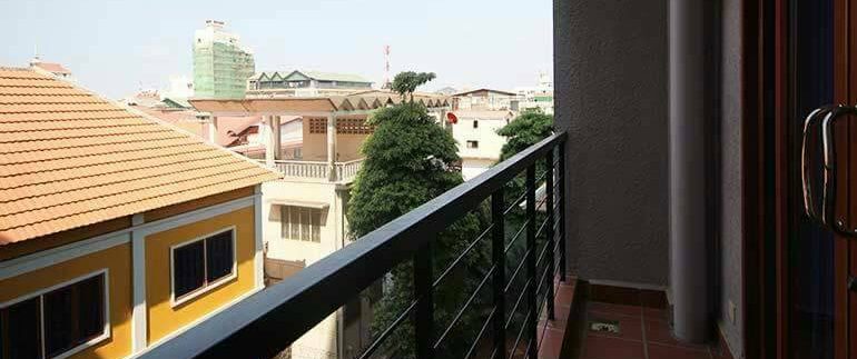 3-bedroom apartment in Daun penh for rent (1)