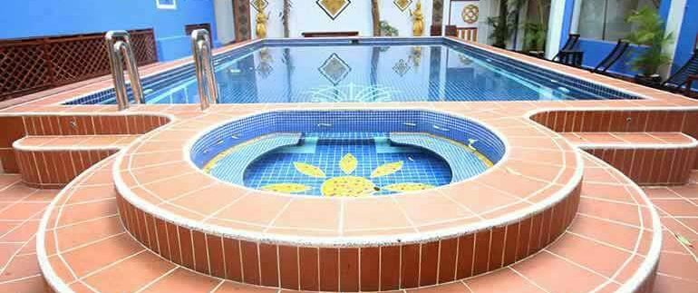 3-bedroom apartment in Daun penh for rent (2)