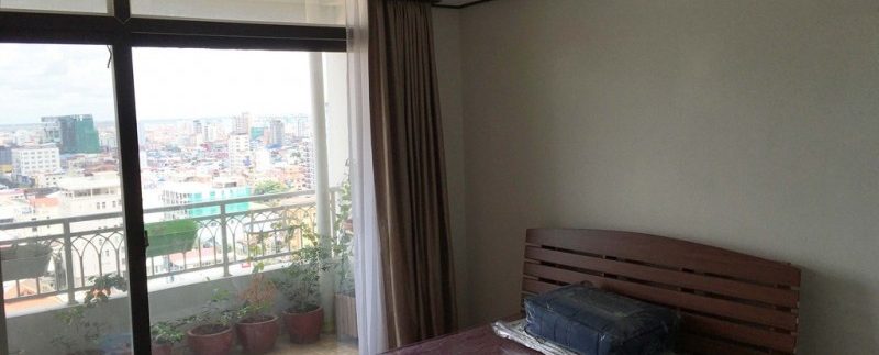 3-bedroom condo for rent in BKK1 (2)