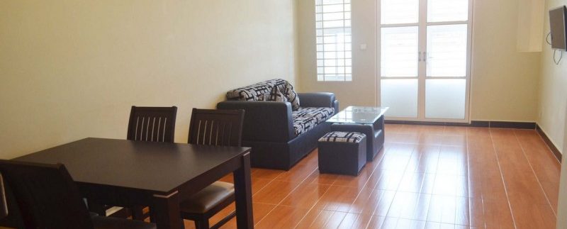 Nice service apartment for rent at BKK3 (2)