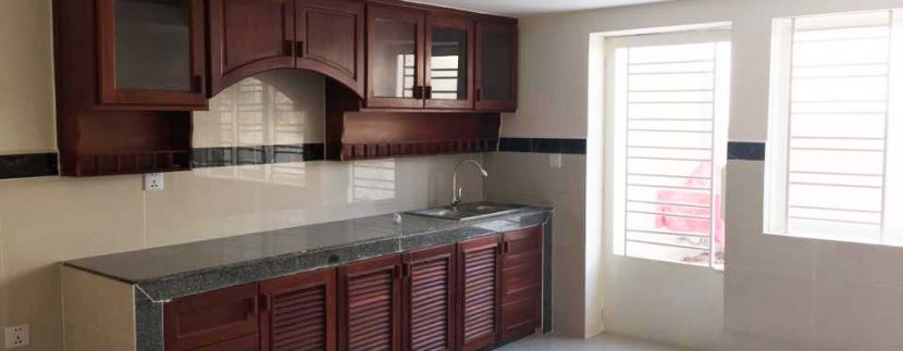 Flat house for rent in Phnom Penh (3)