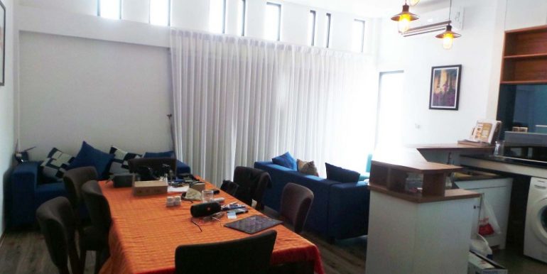 Large Apartment for sale near central market (10)