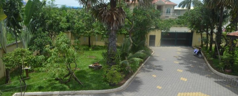 Big villa for sale (18)