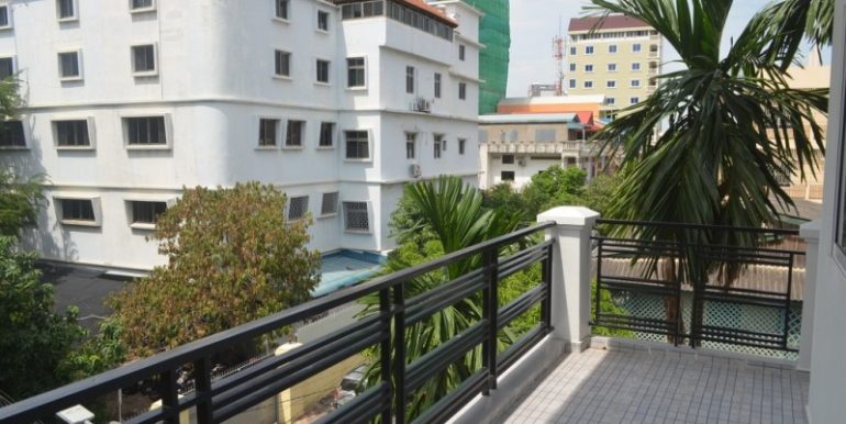 Apartment for rent in toul tompung (3)