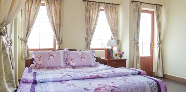 2 Bedrooms Apartment - Room 1 Bed and Door to Balcony