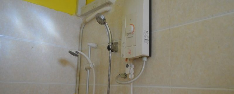 400$ 2Bedroom Apartment For Rent In Russian market (3)