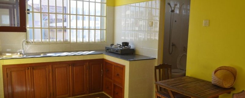 400$ 2Bedroom Apartment For Rent In Russian market (4)