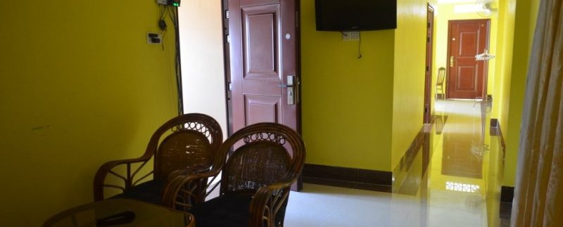 400$ 2Bedroom Apartment For Rent In Russian market (9)