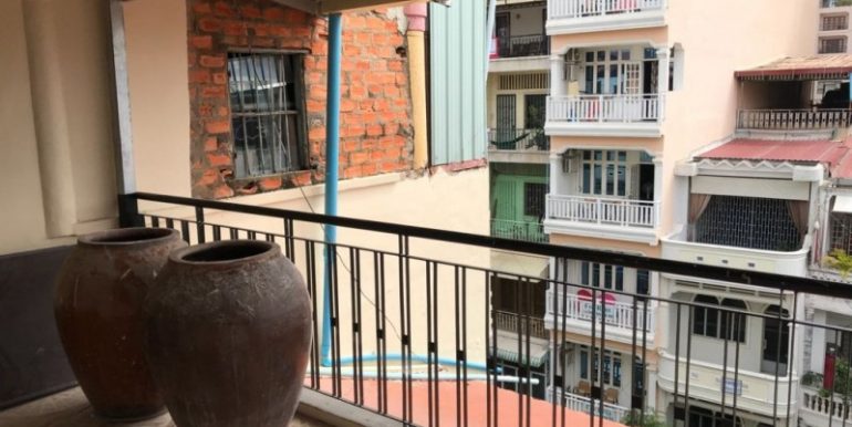350$ 1Bedroom Apartment For Rent In Daun Penh (13)