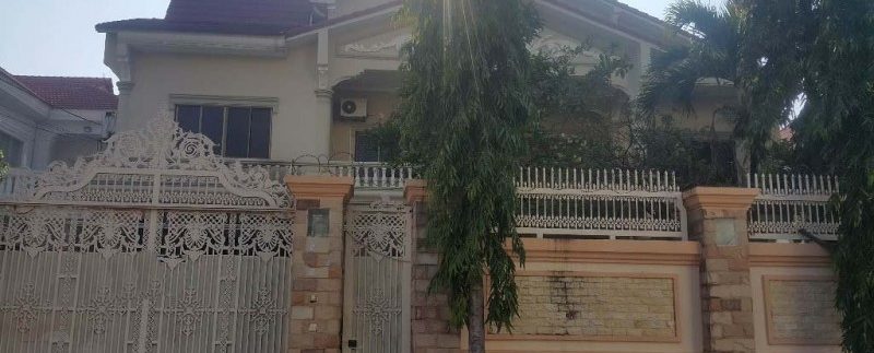 Villa with 5Bedroom For Rent In Toul Kork (12)