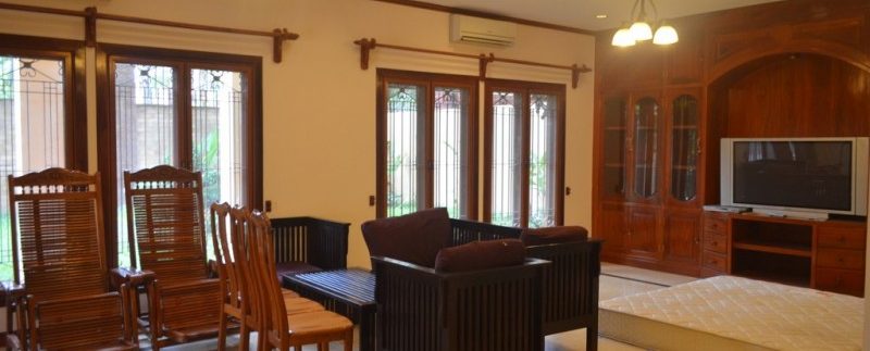 Beautiful Villa For Rent In Toul Kork (2)