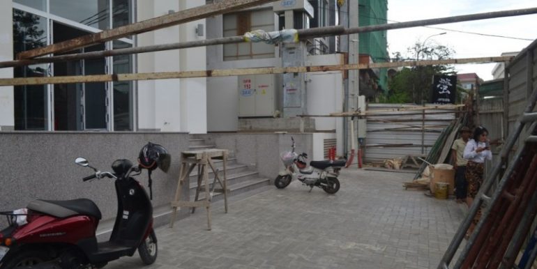 Commercial Building For Rent or Sale In BKK1 (15)