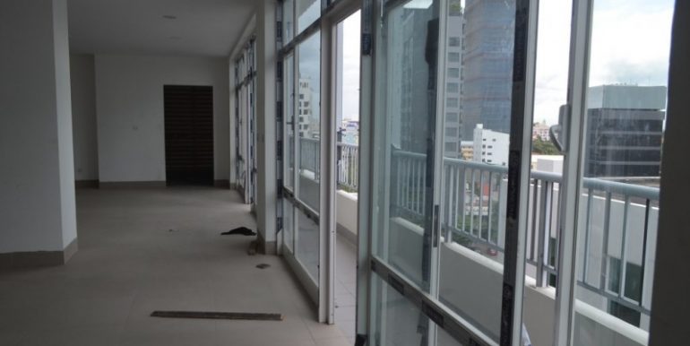 Commercial Building For Rent or Sale In BKK1 (9)