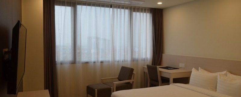 SERVICE APARTMENT WITH TWO BEDROOMS FOR RENT IN TOUL KORK (5)