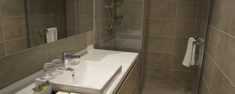 THREE BEDROOMS FULL SERVICE APARTMENT FOR RENT IN TOUL KORK (1)_1024x678