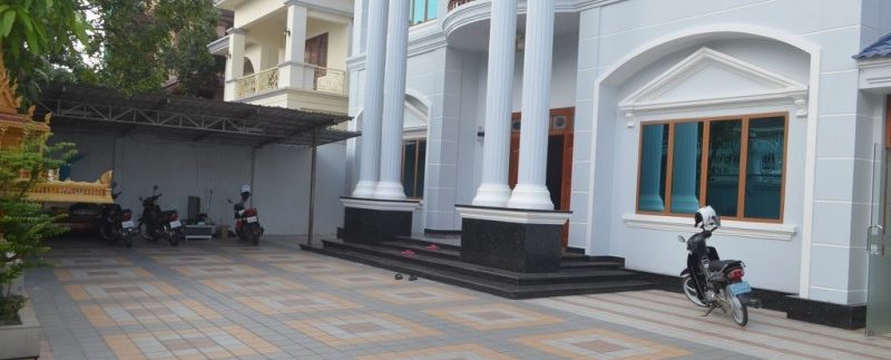 Beautiful Villa with 6Bedrooms For Rent In Toul kork (12)