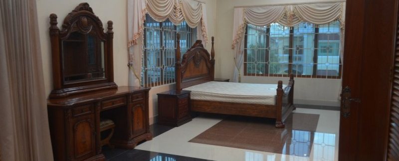 Beautiful Villa with 6Bedrooms For Rent In Toul kork (7)