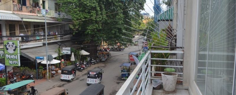 FULLY FURNISHED APARTMENT FOR RENT IN DAUN PENH (8)