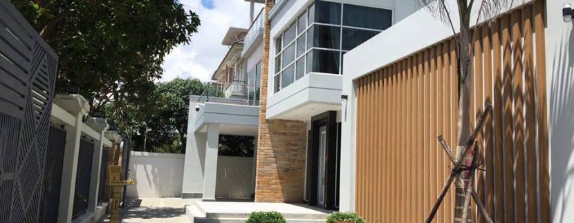 Villa for sale at Borey Penh Huot Boeung Snar (4)