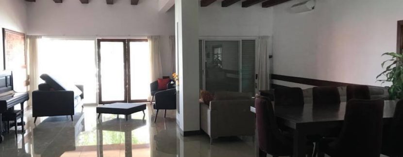 46315082_264271860947877_2786605662459658240_n