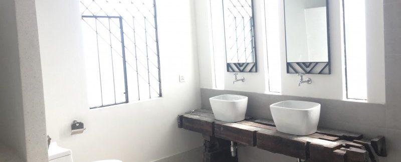 56892248_2377117712548059_4731144048365010944_n