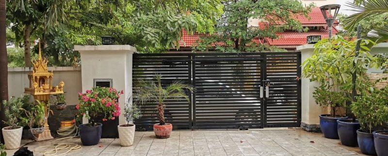 65385119_1270796516428163_566749719578017792_n