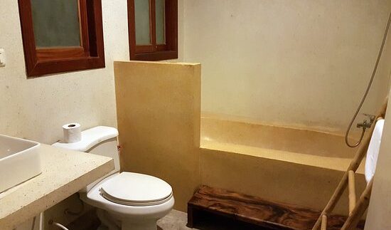 saravoan-royal-palace