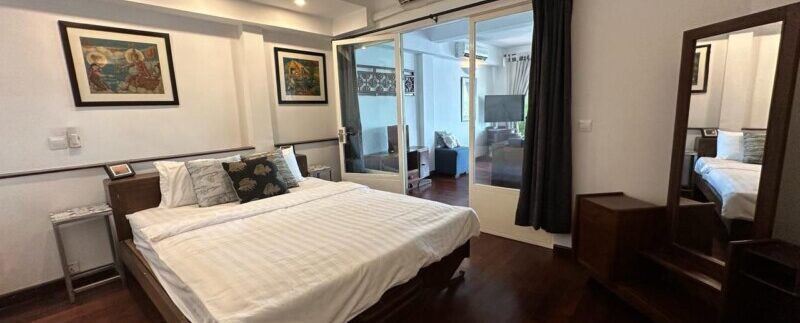 3 Bedroom apartment for rent riverside facing on the high floor bed