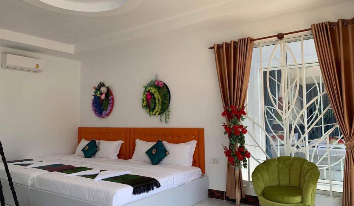 Charming 7-Bedroom Bungalow for Rent in Krong Kaeb Clean