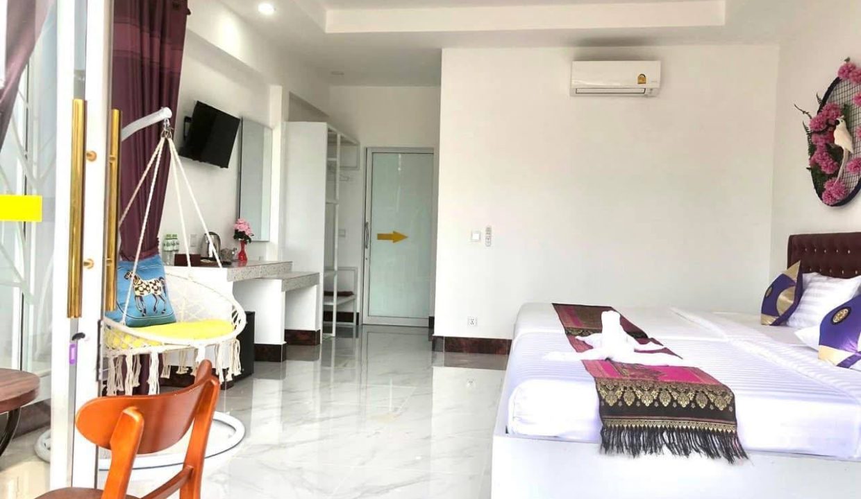 Charming 7-Bedroom Bungalow for Rent in Krong Kaeb Nice