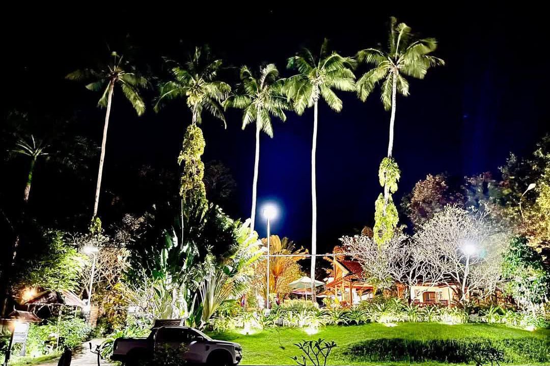 Resort for Rent in Kep – Prime Location Near Crab Market